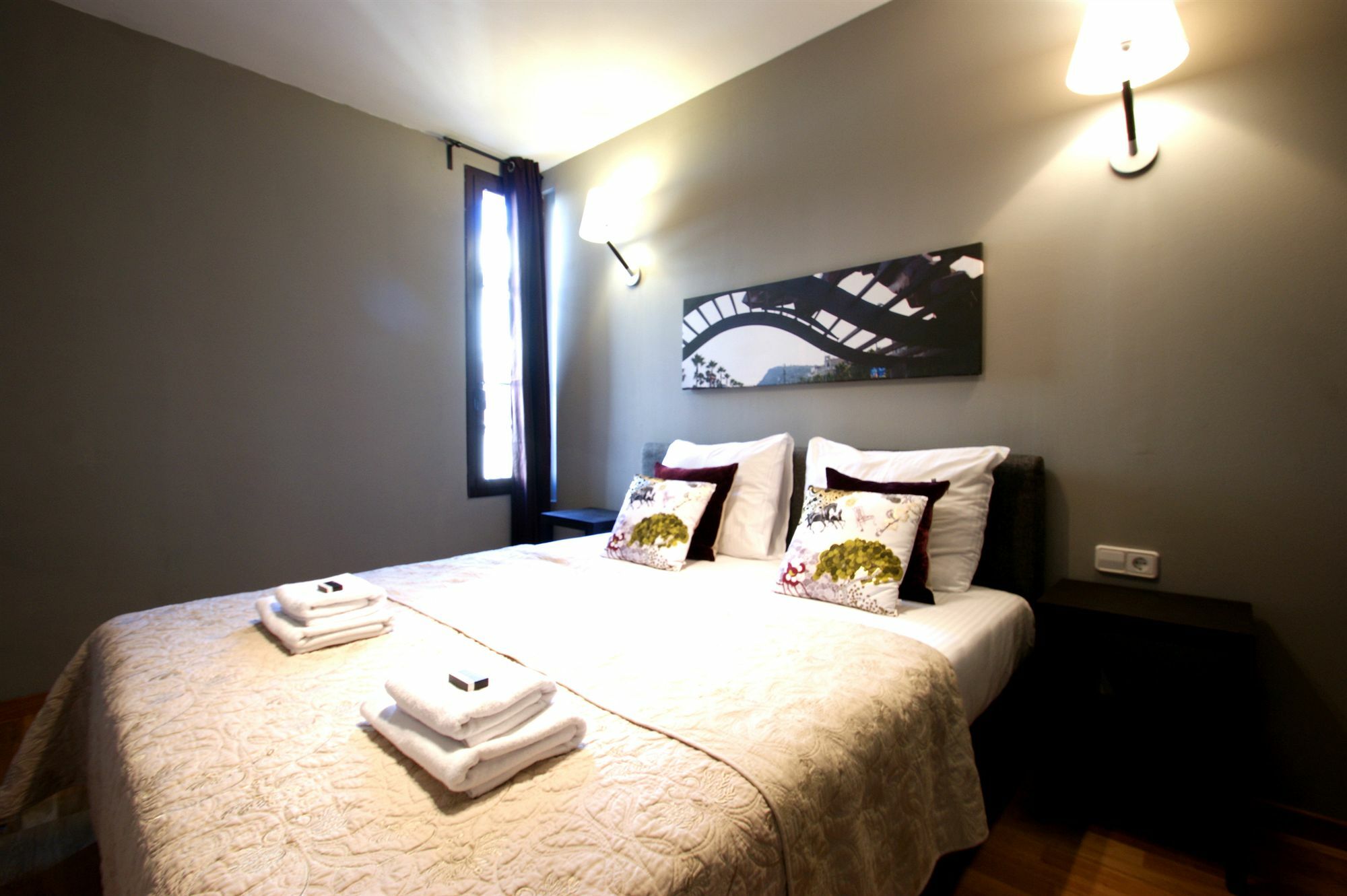 Short Stay Group Paseo De Gracia Serviced Apartments Barcelona Eksteriør bilde